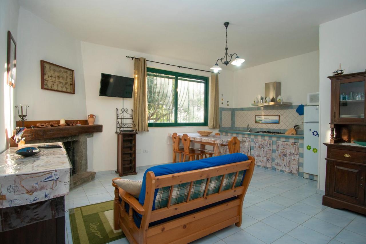 מרינה די קמרוטה Villetta Fenosa מראה חיצוני תמונה