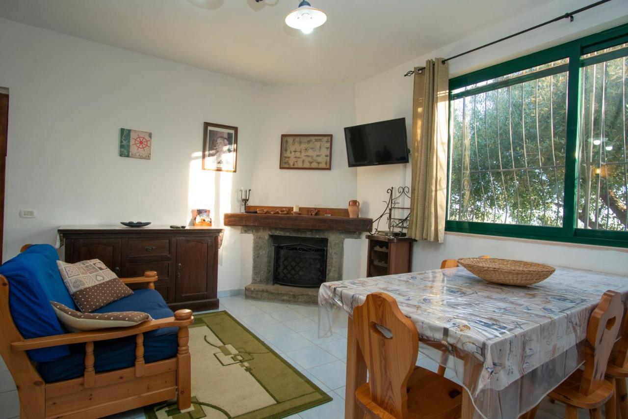 מרינה די קמרוטה Villetta Fenosa מראה חיצוני תמונה